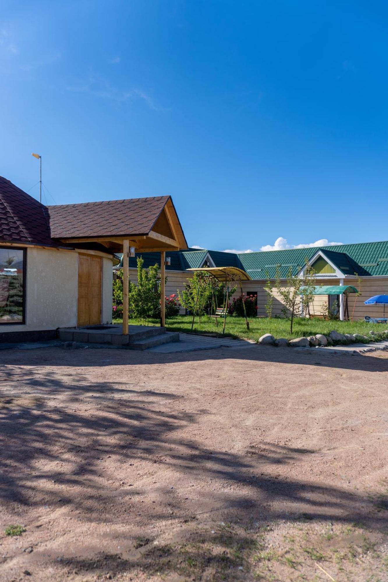 Svetlana Guest House Bokonbayevo المظهر الخارجي الصورة